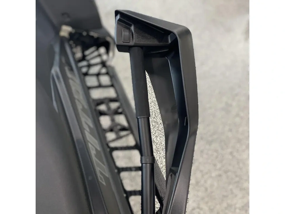 2025 Polaris 650 Titan Adventure 155 1.5 Es alt