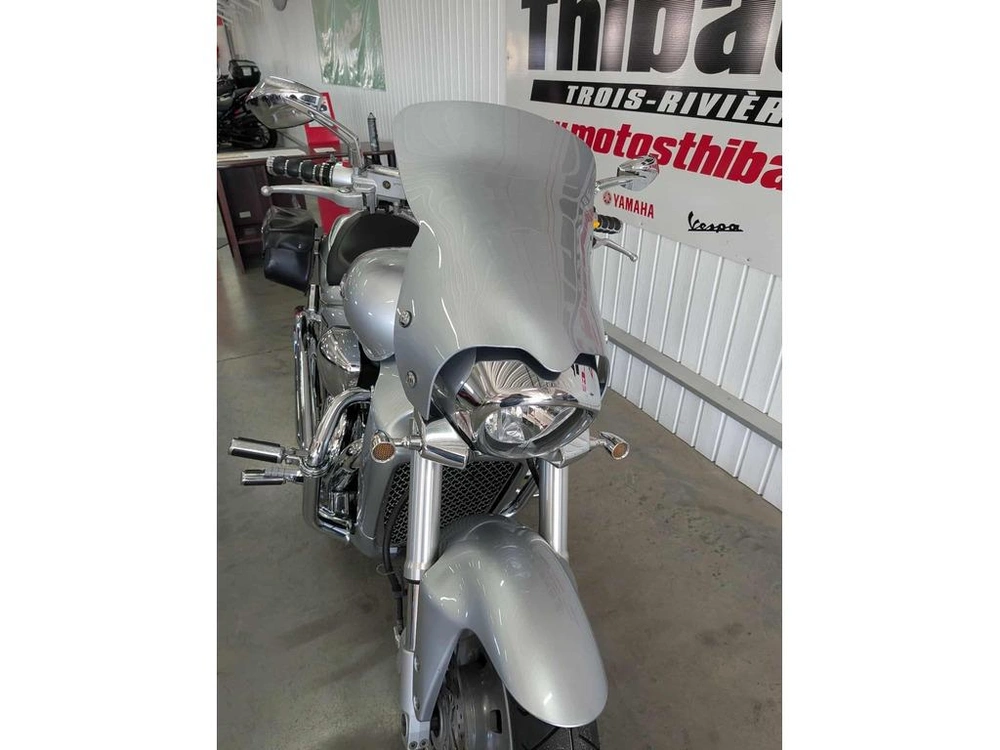 2009 Suzuki M109 Boulevard alt