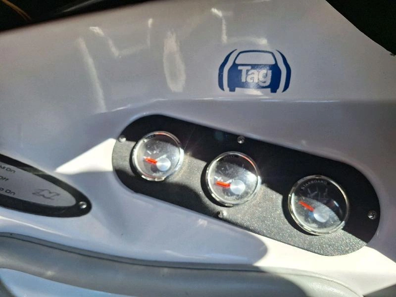 Correct Craft Air Nautique 220 Team Edition 2009 alt