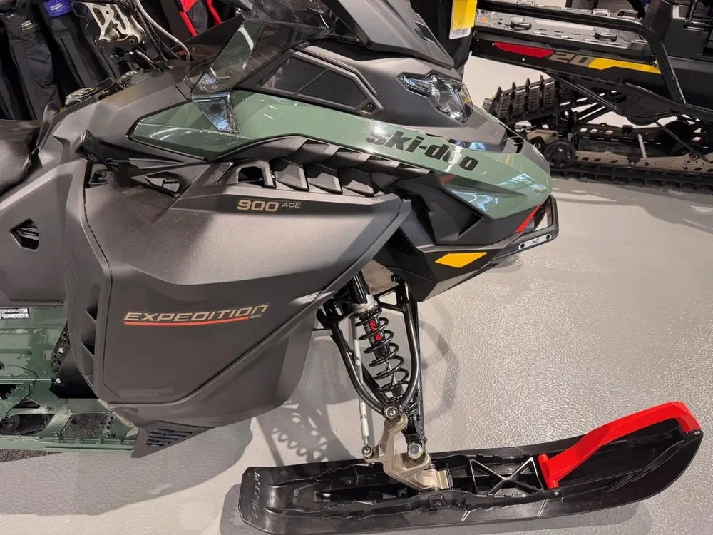 Ski-doo Expedition Se 900 Ace Turbo 10.25 Crosscut Ice 2026 alt