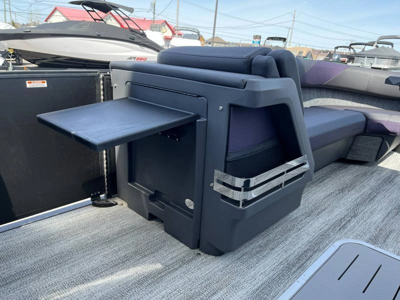 Bennington Marine M24 L-bench Arche 3t Sps+ 2025 alt