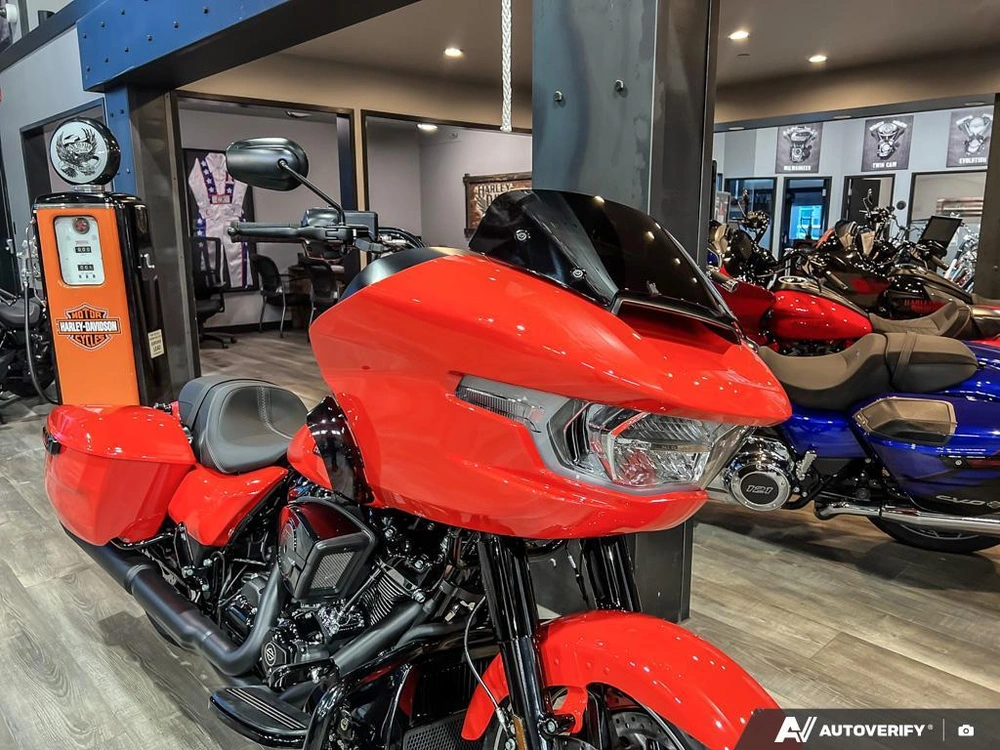 2026 Harley-davidson Road Glide alt