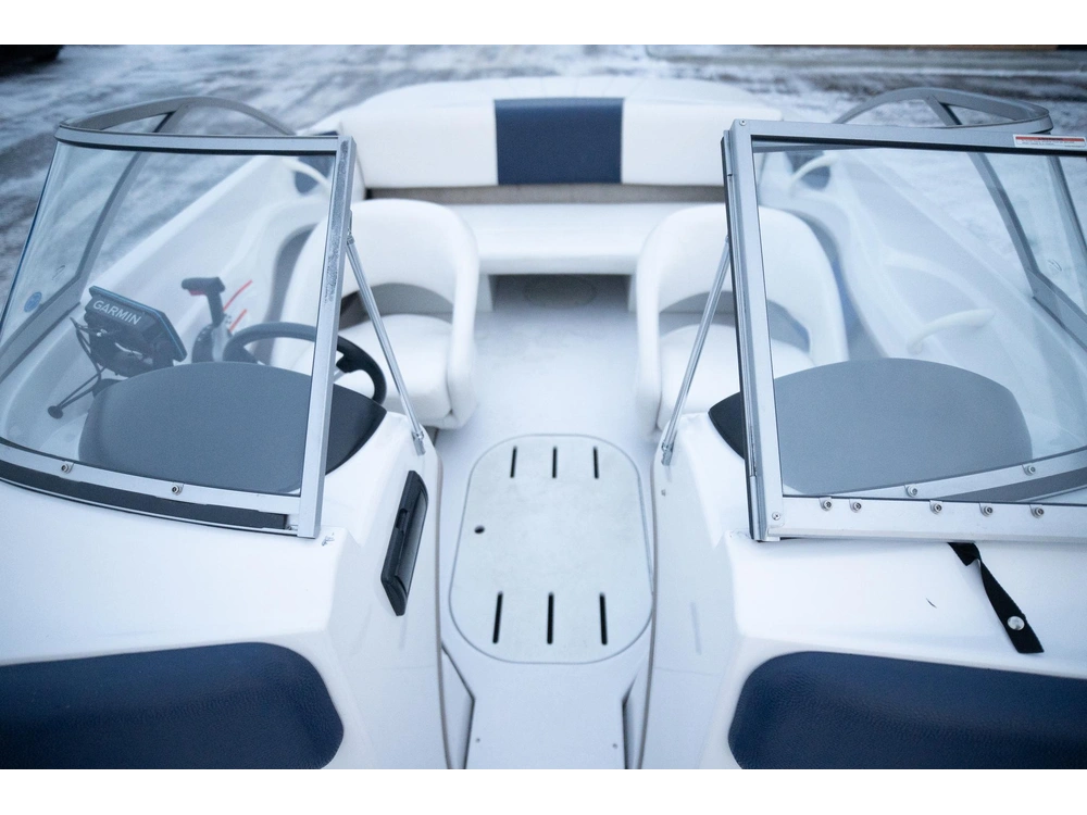 2011 Four Winns 180le alt