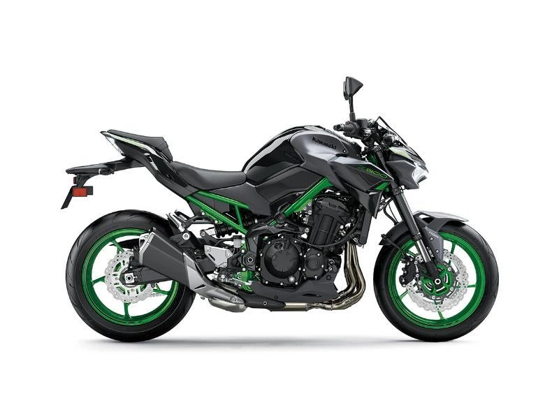 2023 Kawasaki Z900 alt