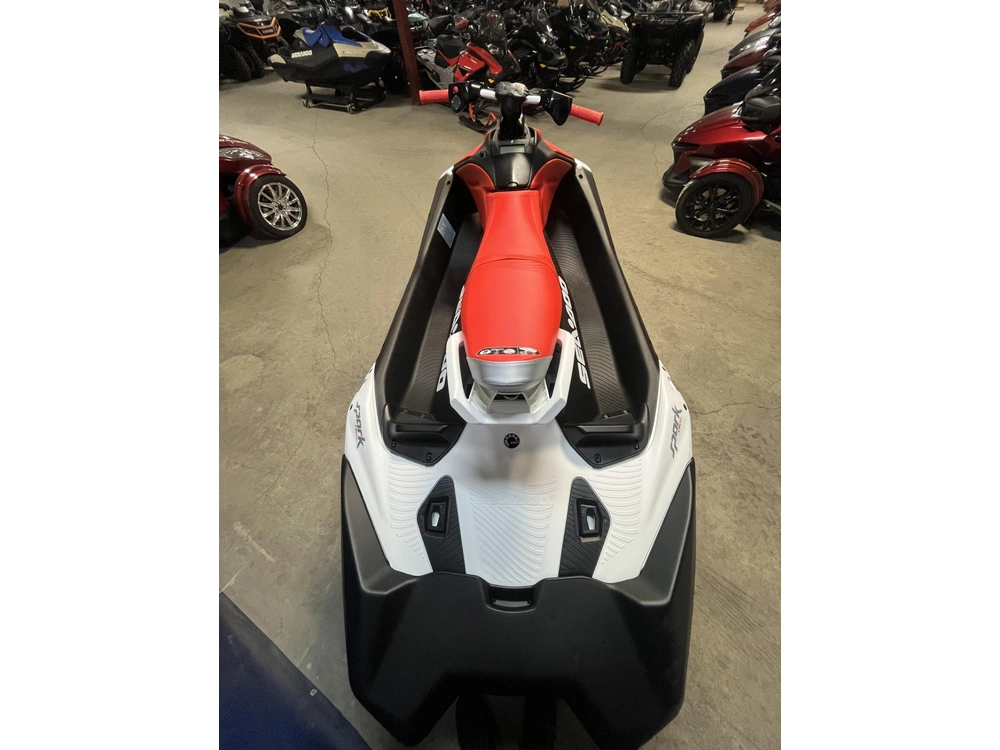 Sea-doo Spark Trixx 3 Places 2025 alt