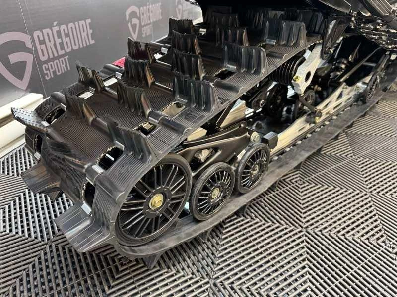 Polaris 650 Voyageur Xc 155 2026 alt