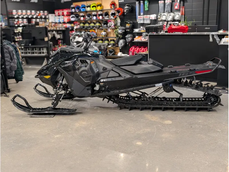 2025 Ski-Doo SUMMIT ADR w/ EDGE Pkg 165 850 E-TEC PowderMax X-Light FlexEdge 3.0" SHOT