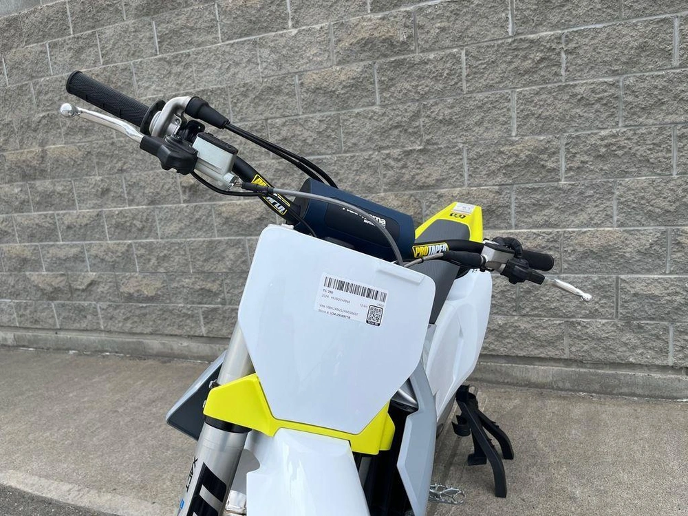 2024 Husqvarna Tc 250 alt