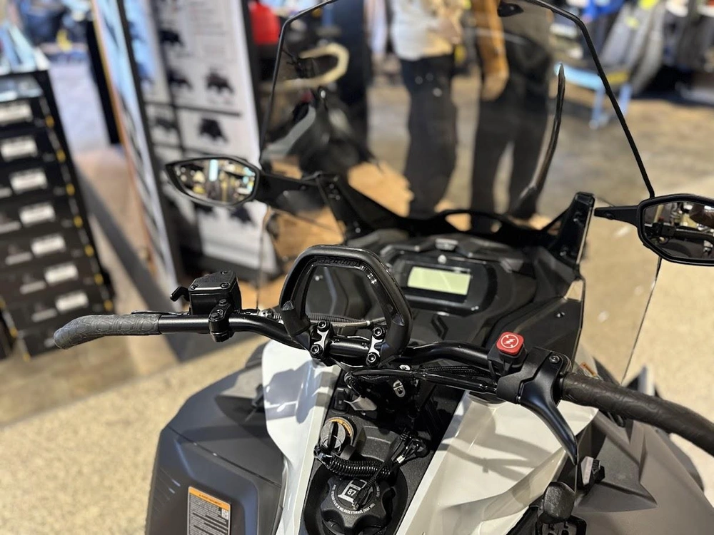 Ski-doo Skandic Le 20" 600 Efi 2026 alt