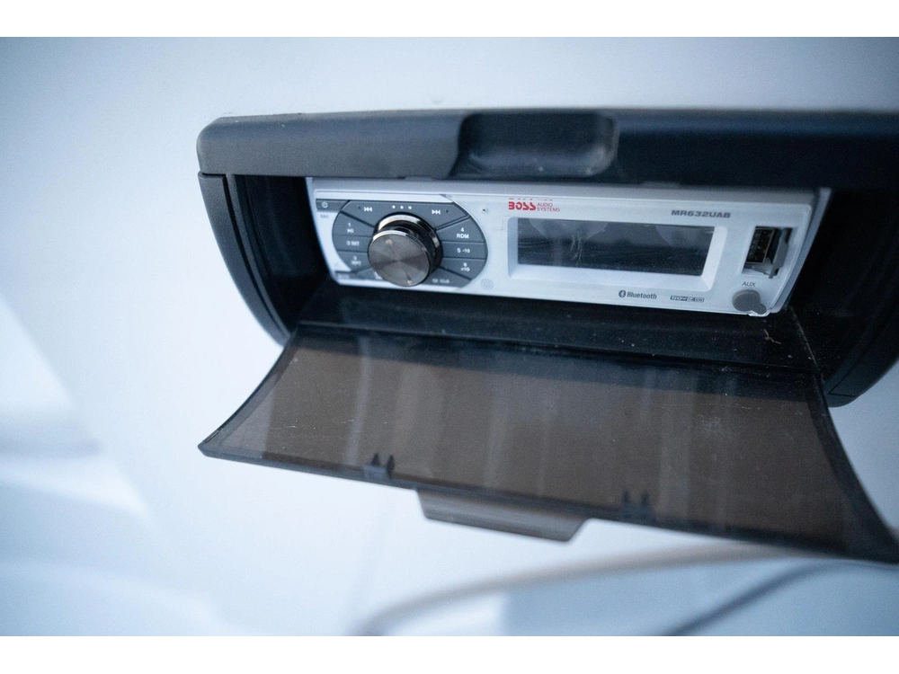 2011 Four Winns 180le alt