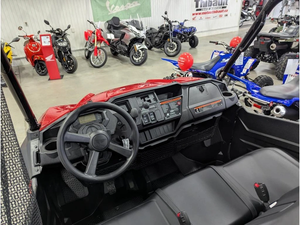 2025 Honda Pioneer 1000-5p Deluxe alt