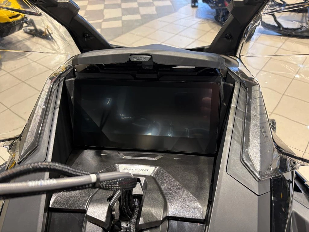 Ski-doo Renegade Adr W/ Enduro Pkg 900 Ace Turbo R Ice Ripper Xt 1.25'' E.s. W/ 10.25'' Touchscreen 2026 alt