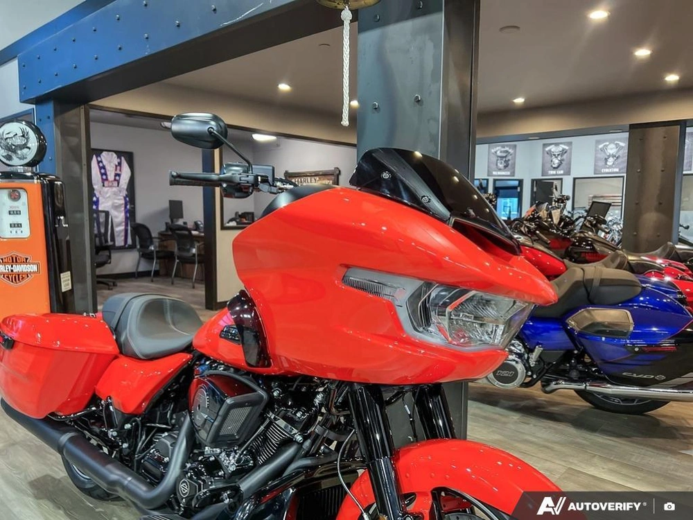 2026 Harley-davidson Road Glide alt