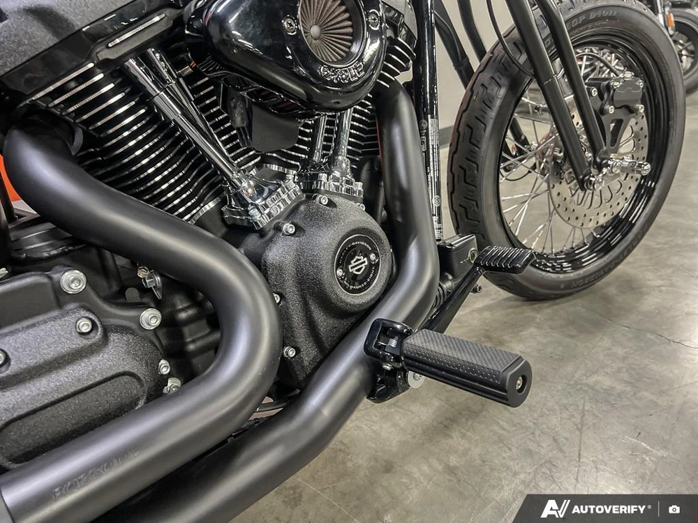 2023 Harley-davidson Street Bob alt