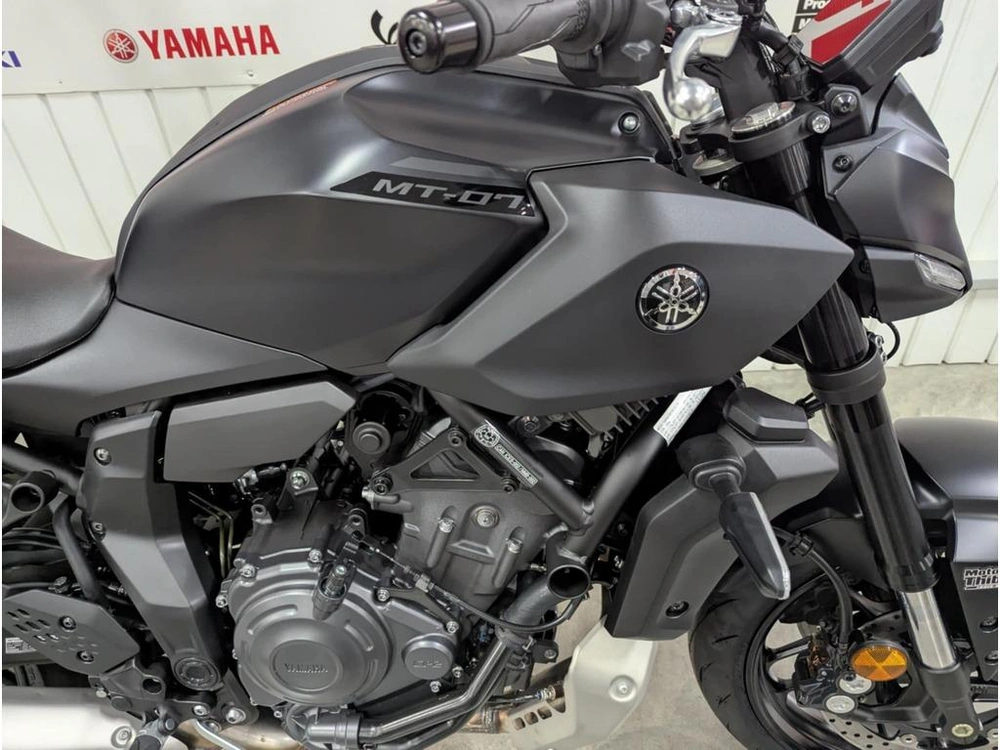 2025 Yamaha Mt-07 alt