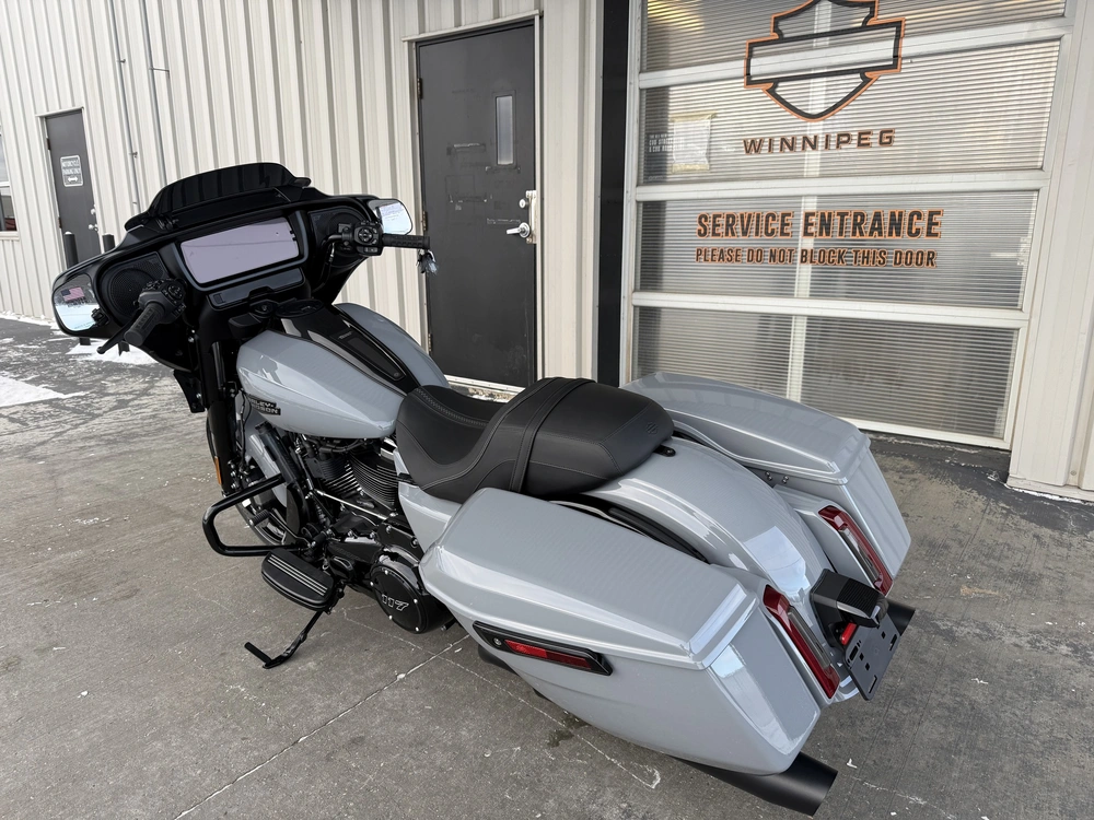 2026 Harley-davidson Street Glide alt