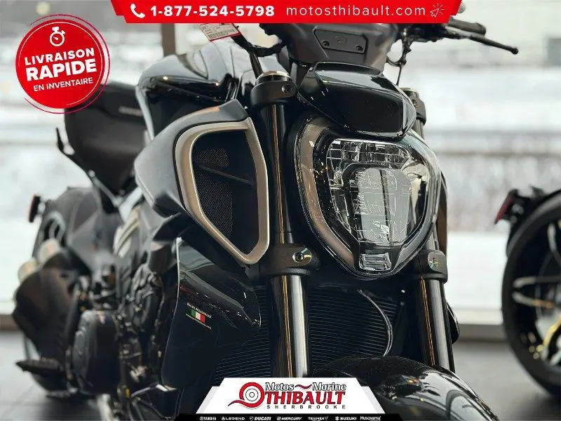 Ducati Diavel V4 2025