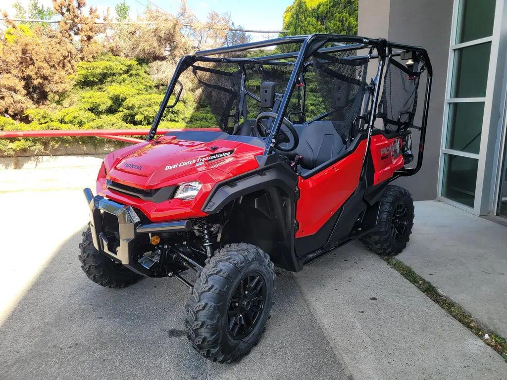 2025 Honda Pioneer 1000 DLX 5 Seat