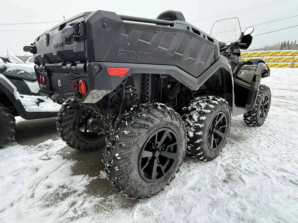 Can-am Outlander Max 6x6 1000r 2023 alt