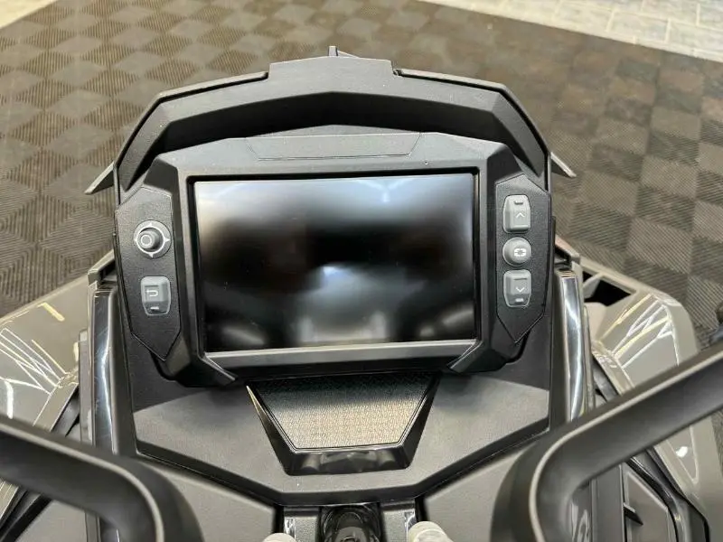 2025 Polaris PATRIOT BOOST SWITCHBACK ASSAULT 146