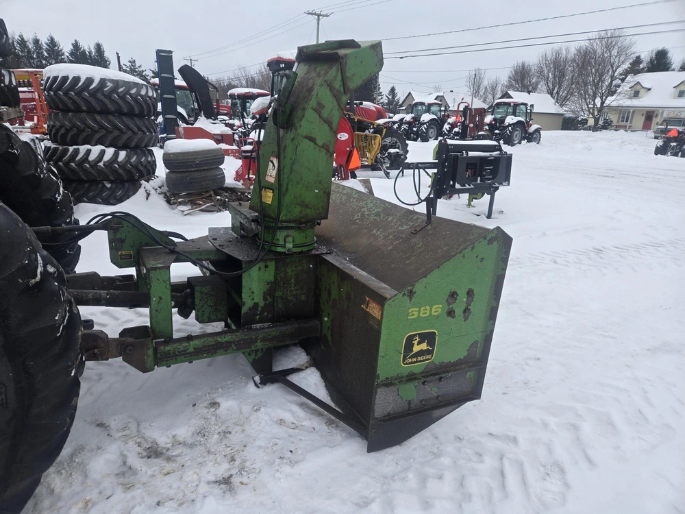 John Deere 686 None alt