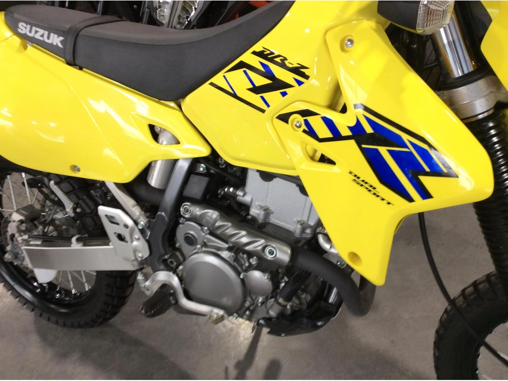 Suzuki Dr-z400 2023 alt