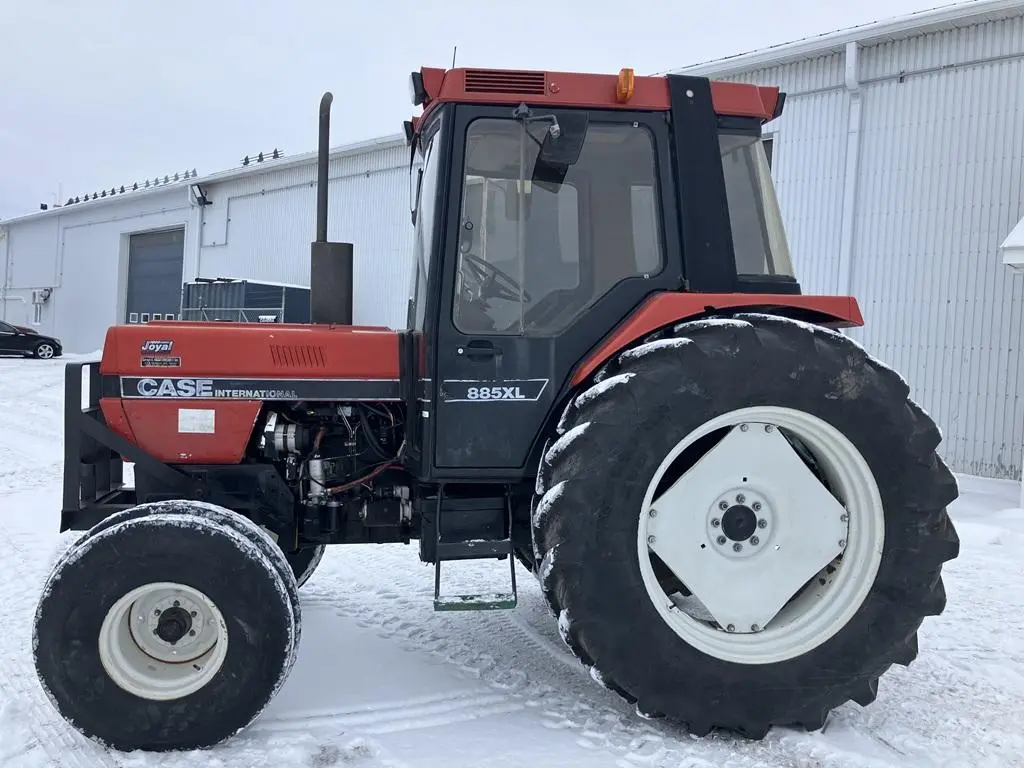 International 885XL  1987