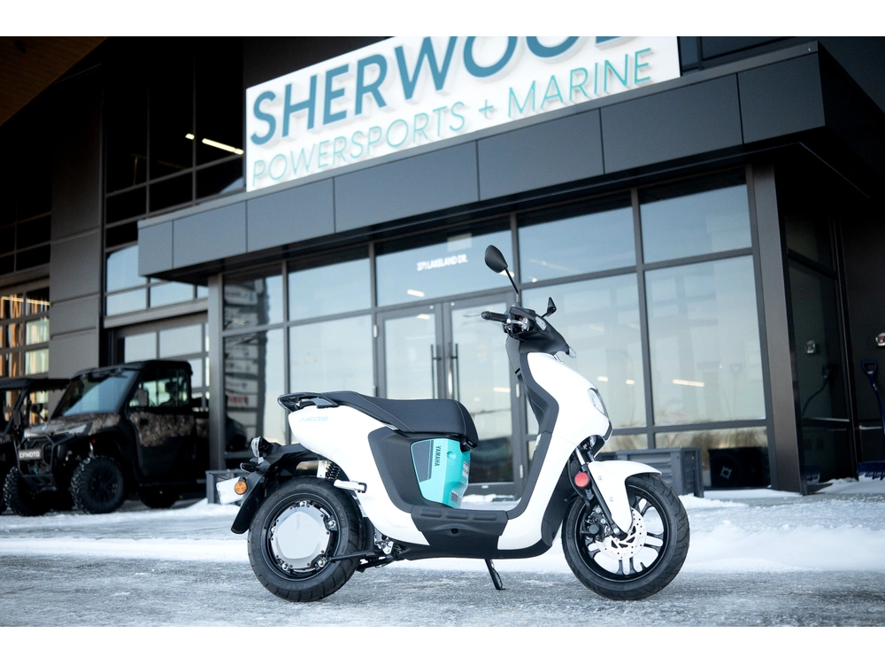 2025 Yamaha Neo alt