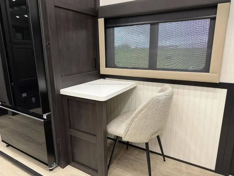 Forest River Vengeance 4413 2026