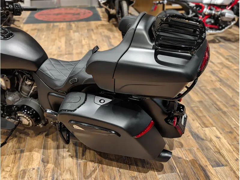 2026 Indian Motorcycle Roadmaster PowerPlus Dark Horse 112 + PowerBand Audio // Black Smoke thumbnail 13