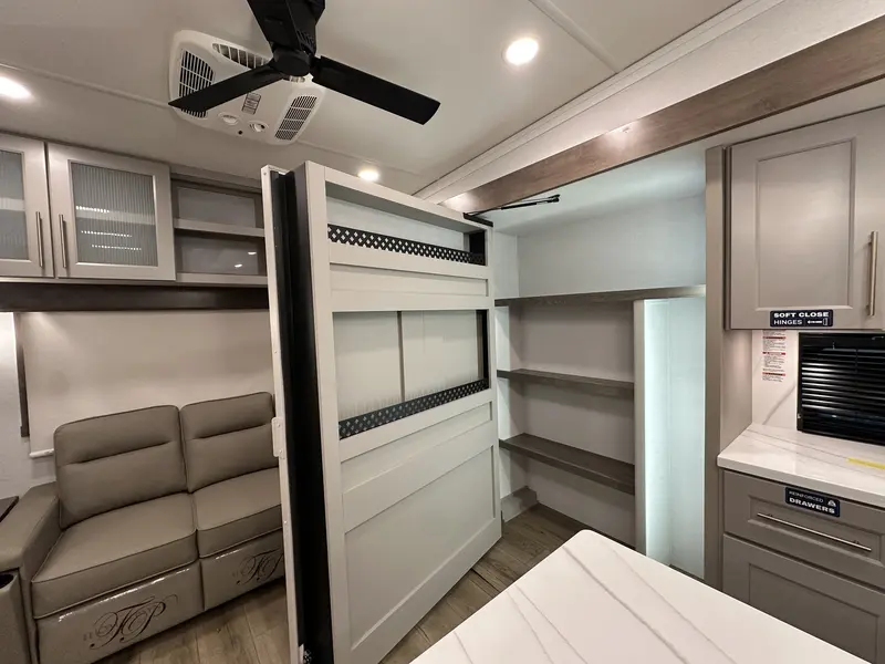 Alliance RV Paradigm 370FB 2026