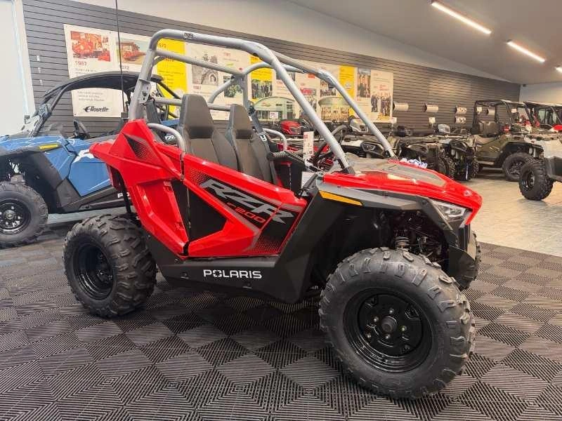 Polaris Rzr 200 Efi 2026 alt