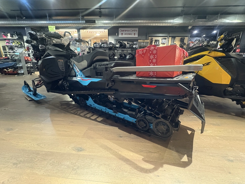 2026 Lynx Comm Re 9tr alt