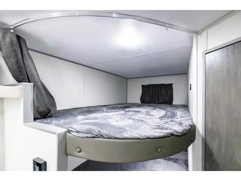 2026 Coachmen Catalina 211BH