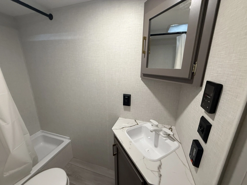 Kz-rv Sportsmen Classic 240bh 2026 alt