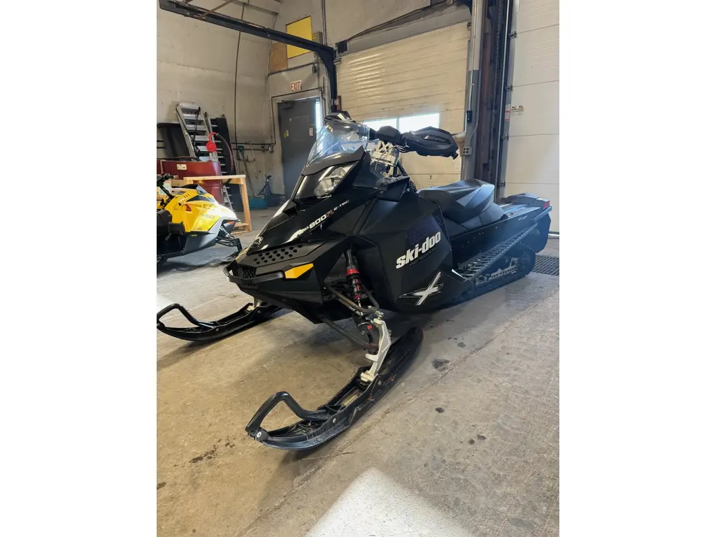 2011 Ski-Doo X 800R E-TEC
