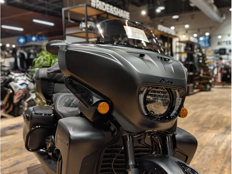 2026 Indian Motorcycle Roadmaster PowerPlus Dark Horse 112 + PowerBand Audio // Black Smoke thumbnail 3