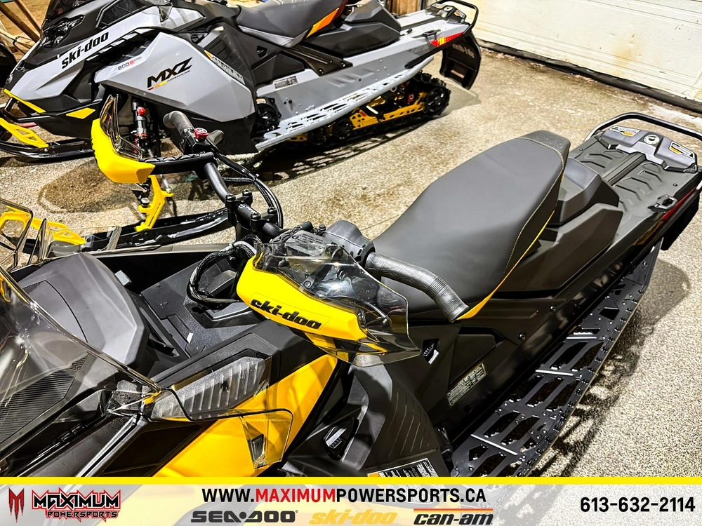 Ski-doo Mxz Adrenaline 129 850 E-tec Ripsaw 1.25 E.s. 2024 alt