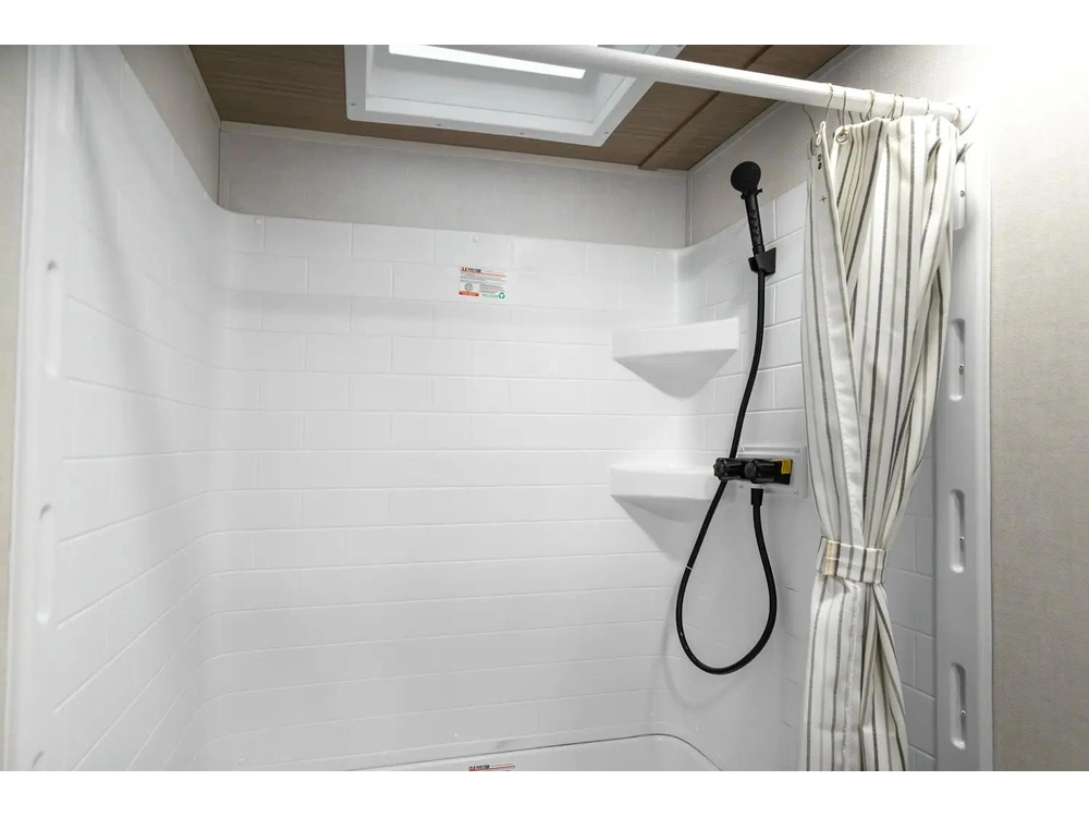 2026 Forest River Vibe Extreme Lite 2600rb alt