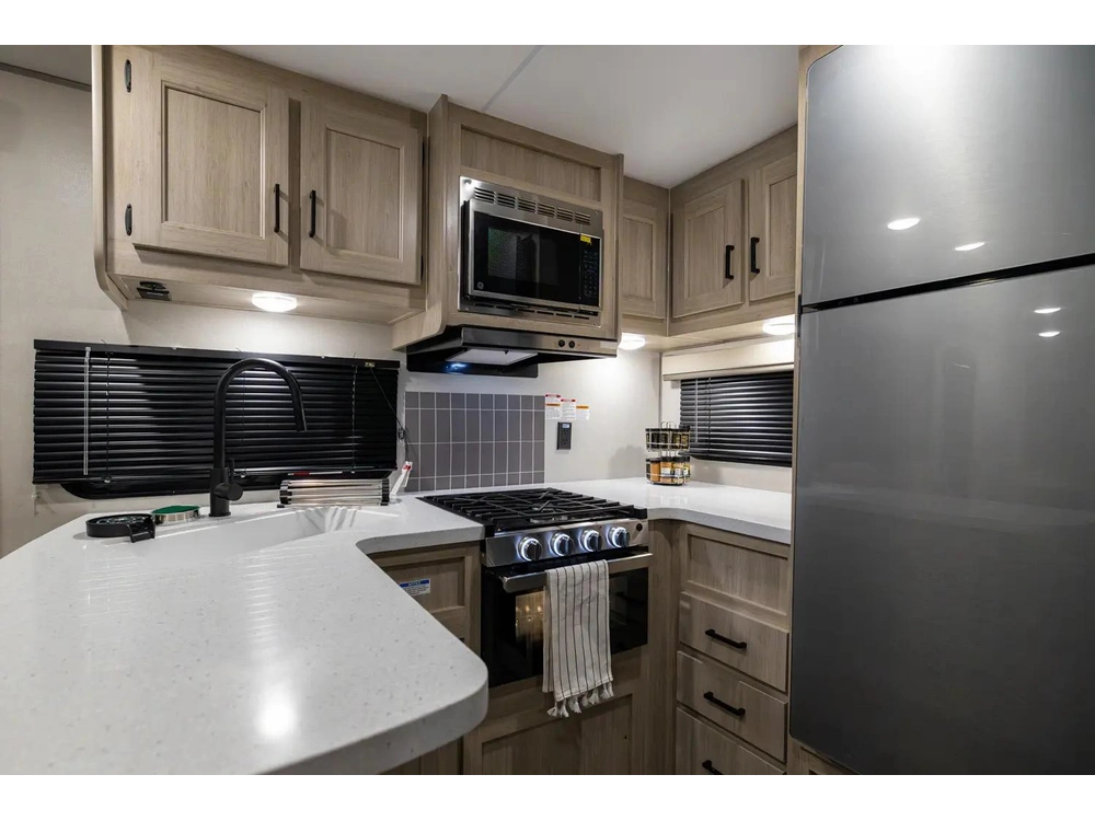 Coachmen Catalina 303rkds 2026 alt