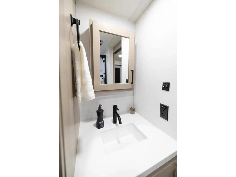 Forest River Flagstaff 26rbws 2026 alt