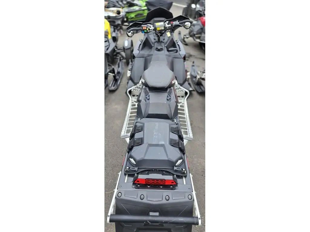 Polaris Switchback Assault 800 2017 alt