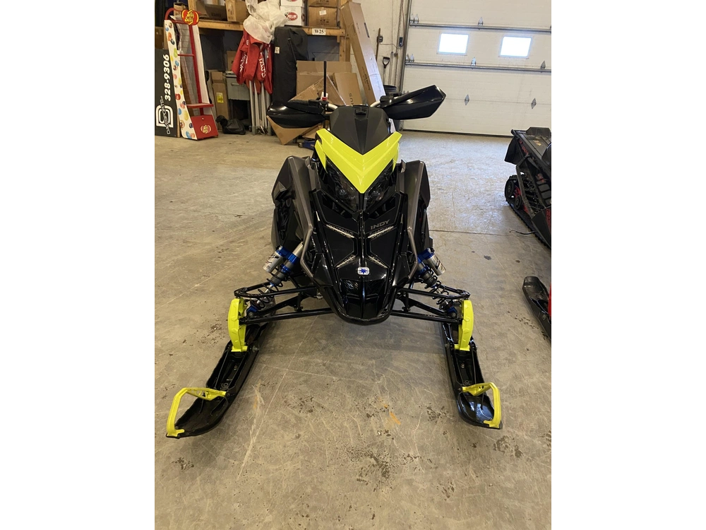 2022 Polaris 2022 Polaris Indy Vr1 137 alt
