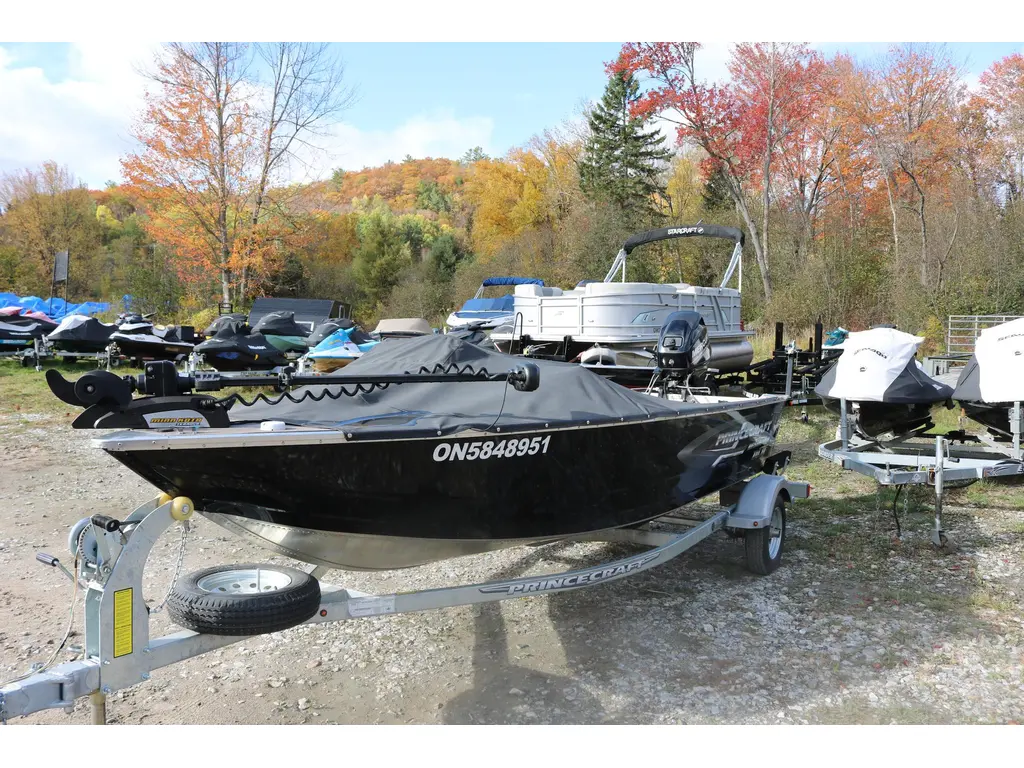 2017 Princecraft RESORTER DLX