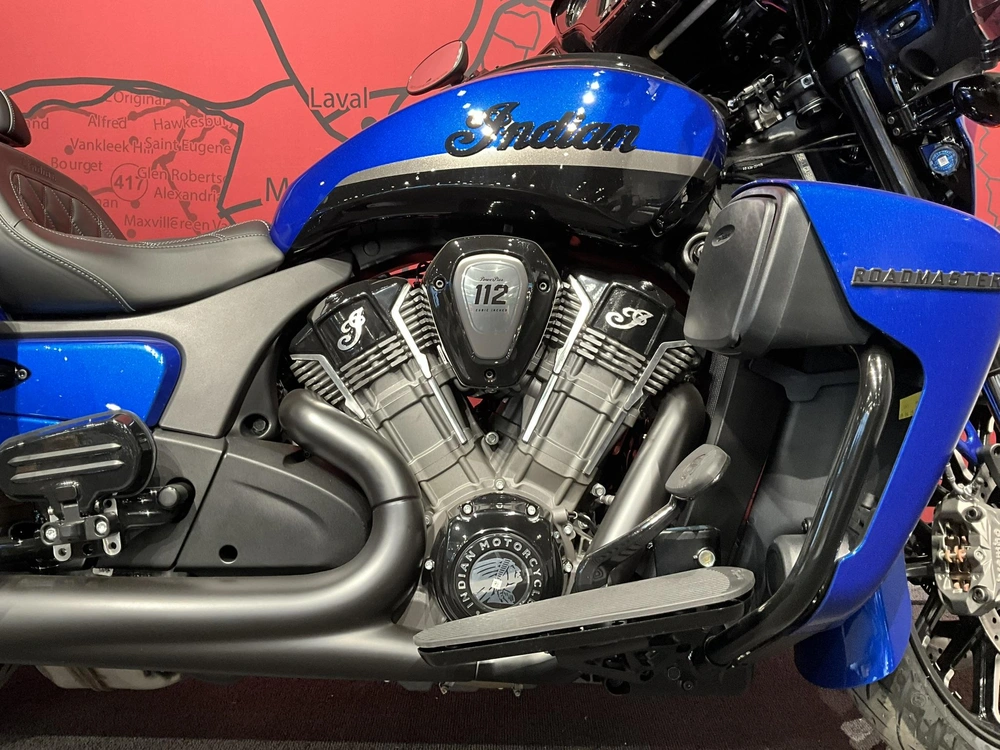 Indian Motorcycle Roadmaster Powerplus Dark Horse + 112 Package 2026 alt