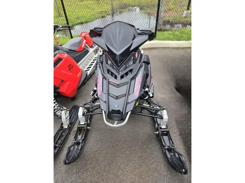 2017 Polaris Switchback Assault 800