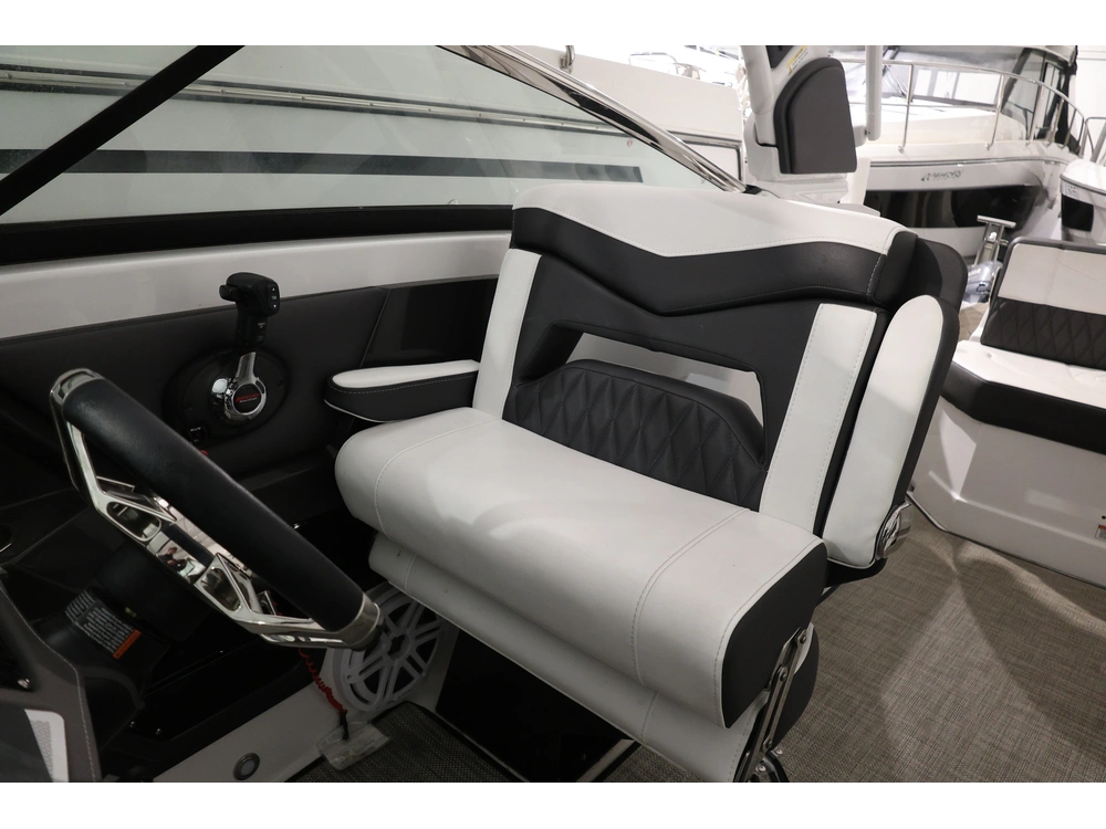 Monterey Boats 298ss 2022 alt
