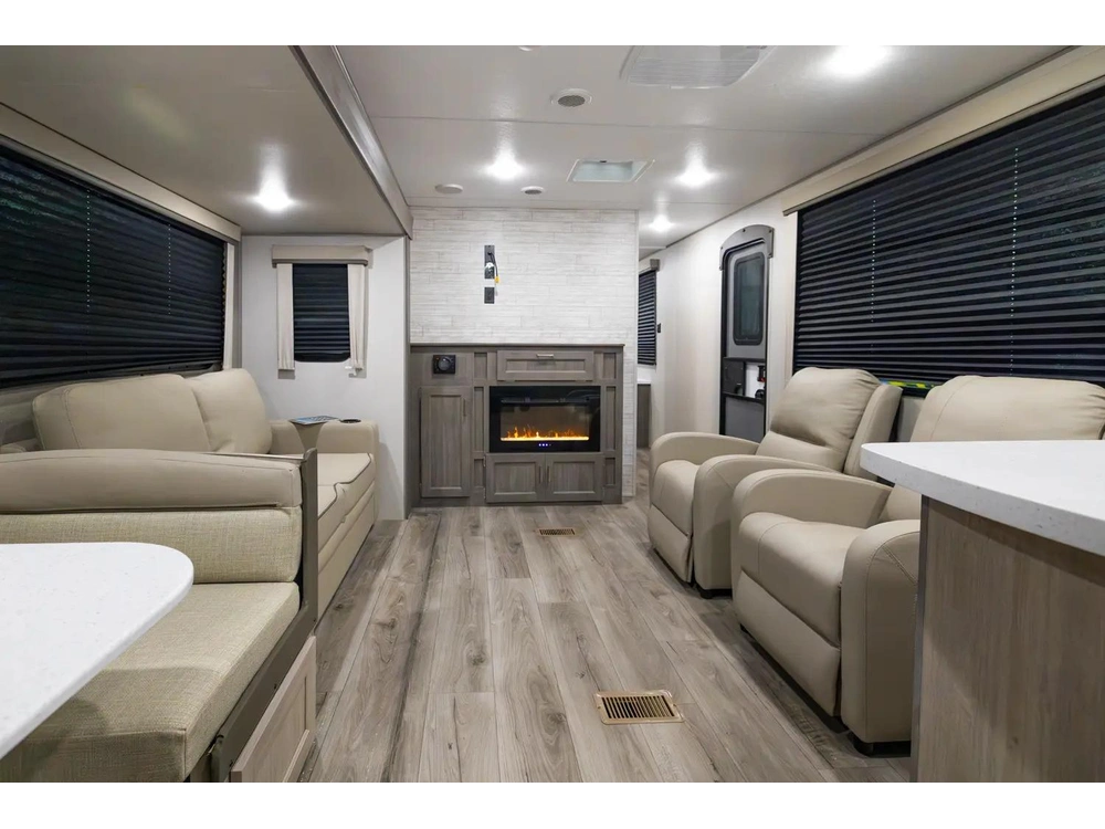 Coachmen Catalina 303rkds 2026 alt