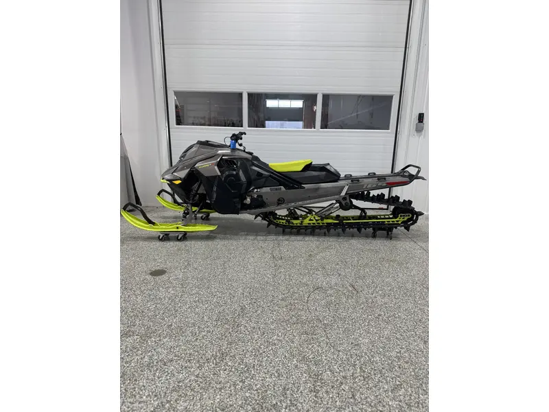 2023 Ski-Doo Summit Expert 165 850 Turbo R