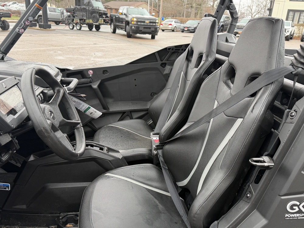 2026 Can-am Commander Xt 700 (canada) alt